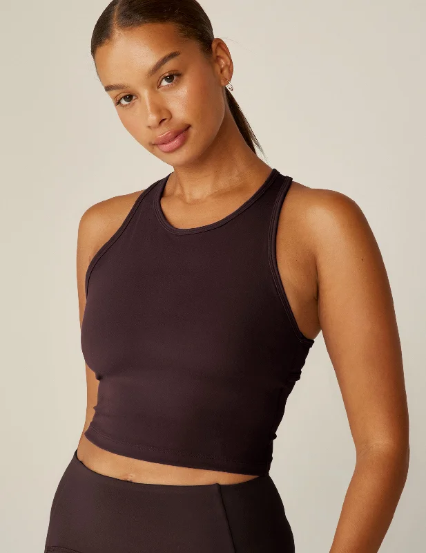 POWERBEYOND™ Strive Cropped Tank high neck tank