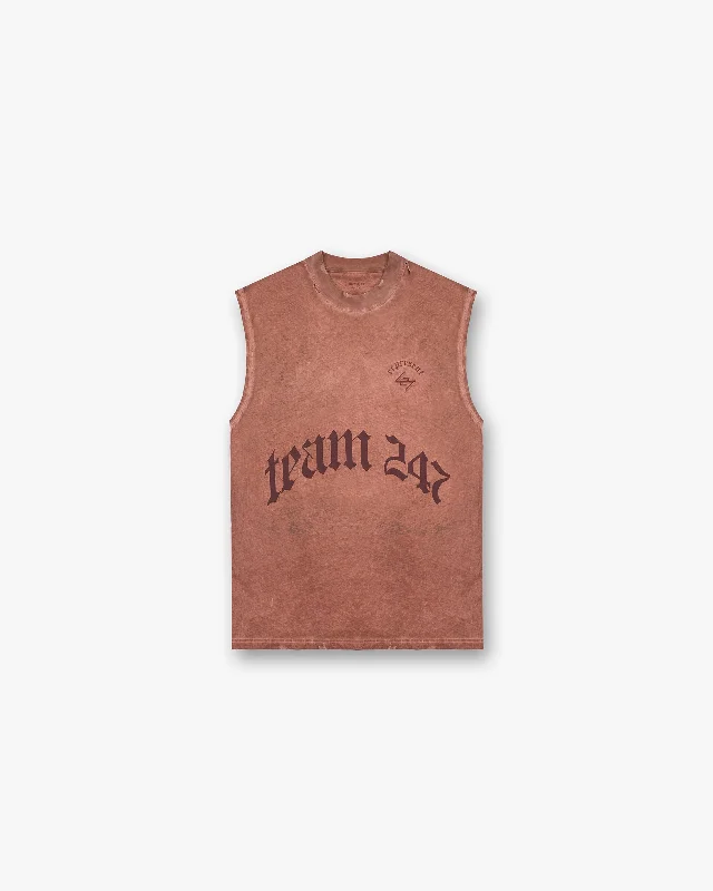 WG247 Tank - Rust white tank top